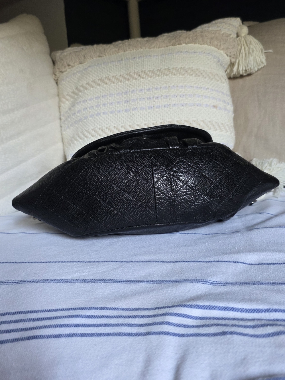 Chanel Half Moon Large Flap Bag in black caviar leather with silver-tone - Picture 4 of 11